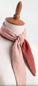 Pocket It Triangle Knit Scarf